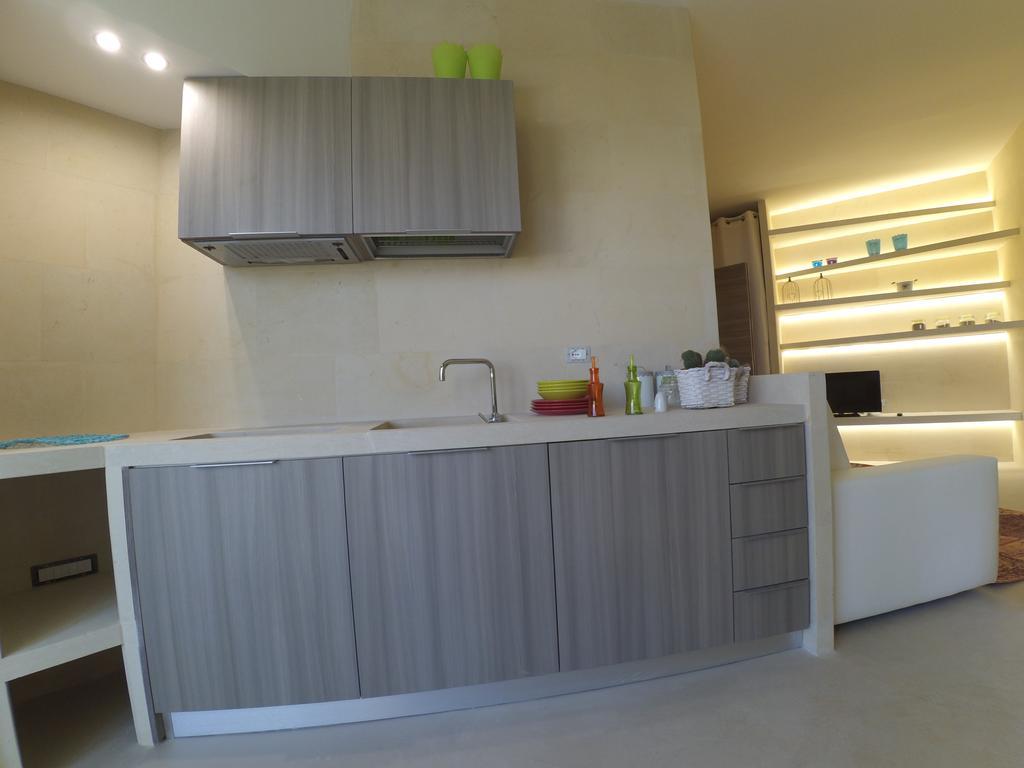 Bianco Mare Apartment Otranto Bagian luar foto